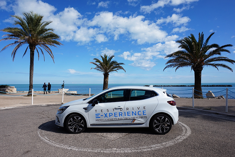 Renault Clio E-TECH Hybrid - auto ibrida - Grottammare
